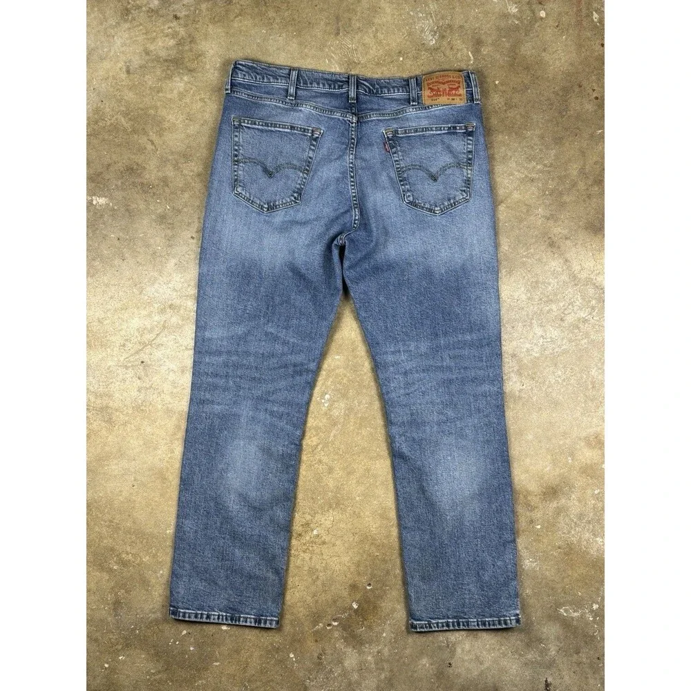 Levi’s 514 Straight Fit Blue Jeans Men’s Size 37x29.5 Distressed Wash Denim‎